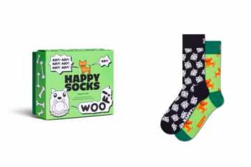 How Can Printed Socks Add Joy to Birthday Gifts for Girlfriends?